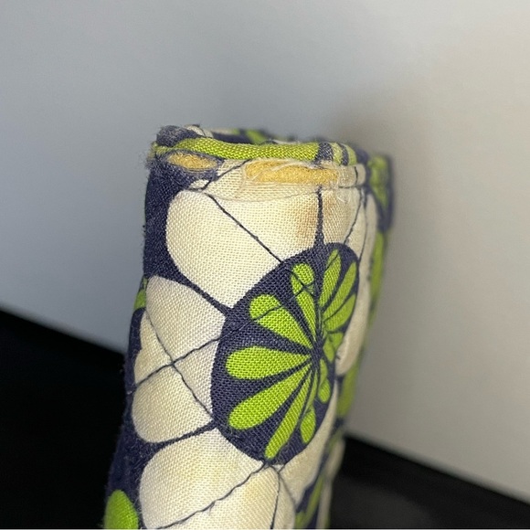 Vera Bradley Turn Lock Wallet in Lucky You Pattern - Picture 8 of 11